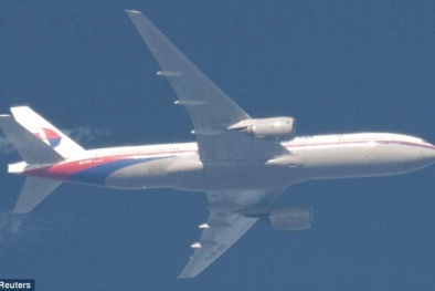 Tin mới nhất máy bay MH370 mất tích 4/4: Chuyển nơi tìm kiếm